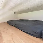 12 Person In Semesterbostad Ansager