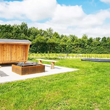 12 Person In Holiday home *