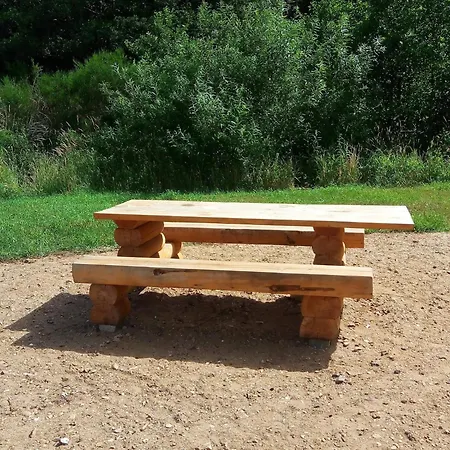 12 Person In * Ansager