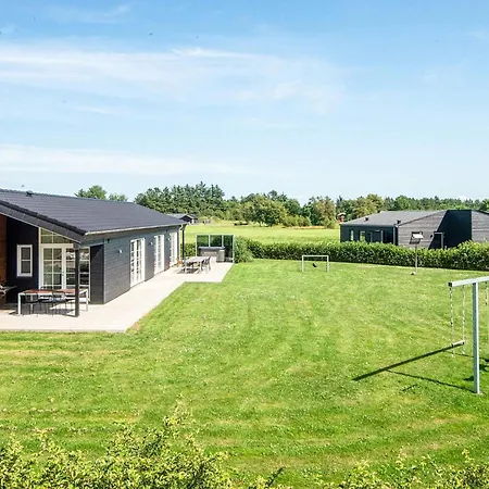 12 Person In Holiday home *